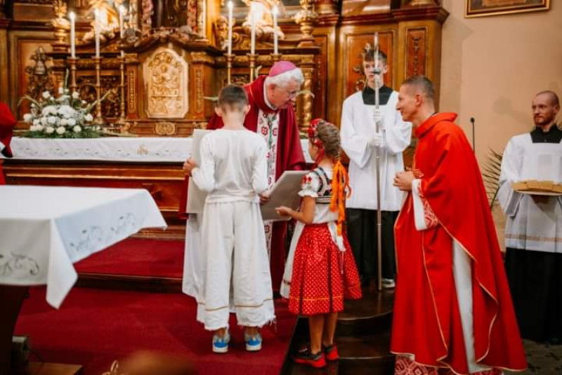 Oznamy / Publikácie / Cirkevná základná škola sv. Jána Bosca si pripomenula 20. výročie jej založenia - foto