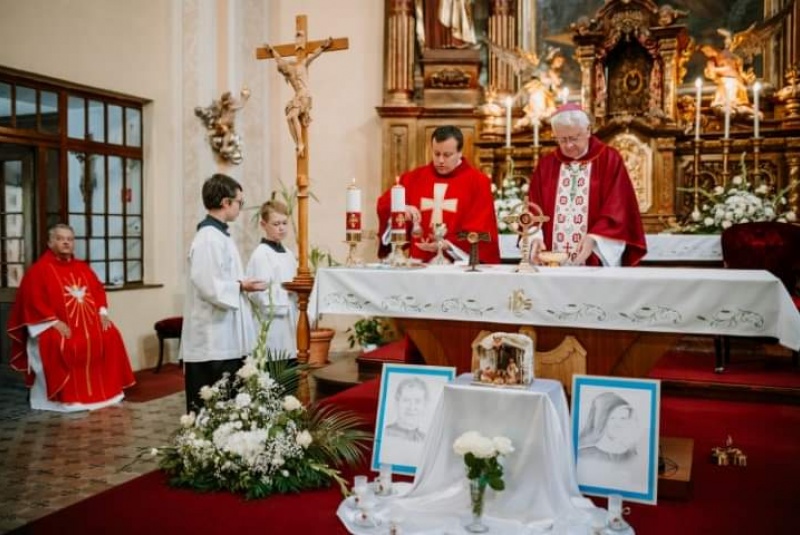 Oznamy / Publikácie / Cirkevná základná škola sv. Jána Bosca si pripomenula 20. výročie jej založenia - foto