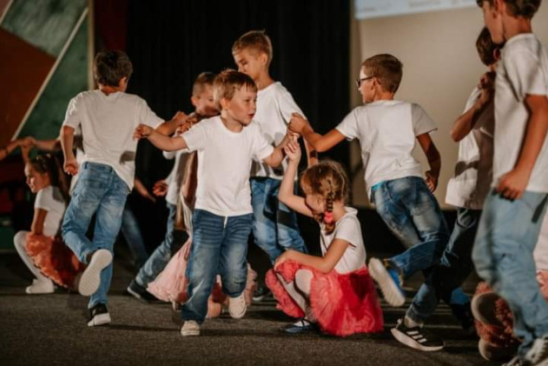 Oznamy / Publikácie / Cirkevná základná škola sv. Jána Bosca si pripomenula 20. výročie jej založenia - foto