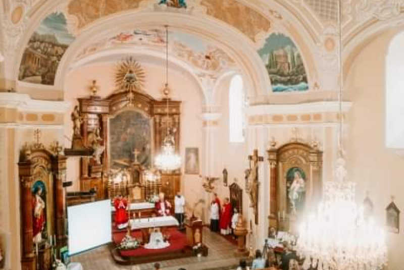 Oznamy / Publikácie / Cirkevná základná škola sv. Jána Bosca si pripomenula 20. výročie jej založenia - foto Oznamy / Publikácie / Cirkevná základná škola sv. Jána Bosca si pripomenula 20. výročie jej založenia - foto
