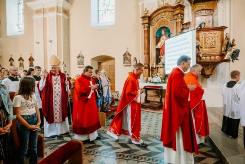 Oznamy / Publikácie / Cirkevná základná škola sv. Jána Bosca si pripomenula 20. výročie jej založenia - foto