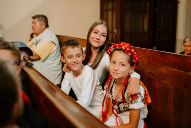 Oznamy / Publikácie / Cirkevná základná škola sv. Jána Bosca si pripomenula 20. výročie jej založenia - foto Oznamy / Publikácie / Cirkevná základná škola sv. Jána Bosca si pripomenula 20. výročie jej založenia - foto