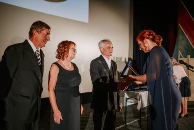 Oznamy / Publikácie / Cirkevná základná škola sv. Jána Bosca si pripomenula 20. výročie jej založenia - foto Oznamy / Publikácie / Cirkevná základná škola sv. Jána Bosca si pripomenula 20. výročie jej založenia - foto