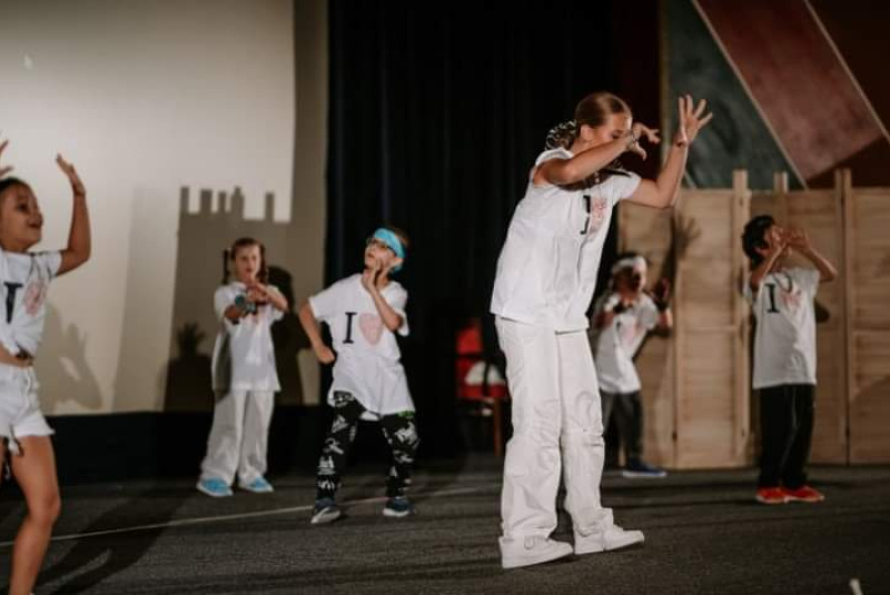 Odkazy / 20.výročie založenia Cirkevnej základnej školy sv. Jána Bosca - foto Odkazy / 20.výročie založenia Cirkevnej základnej školy sv. Jána Bosca - foto