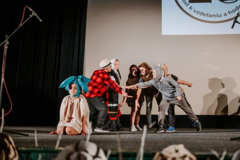 Odkazy / 20.výročie založenia Cirkevnej základnej školy sv. Jána Bosca - foto Odkazy / 20.výročie založenia Cirkevnej základnej školy sv. Jána Bosca - foto