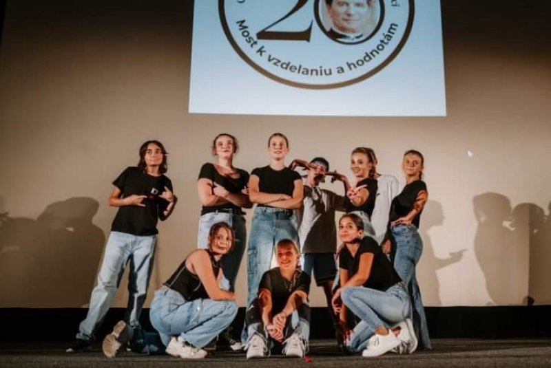 Odkazy / 20.výročie založenia Cirkevnej základnej školy sv. Jána Bosca - foto Odkazy / 20.výročie založenia Cirkevnej základnej školy sv. Jána Bosca - foto