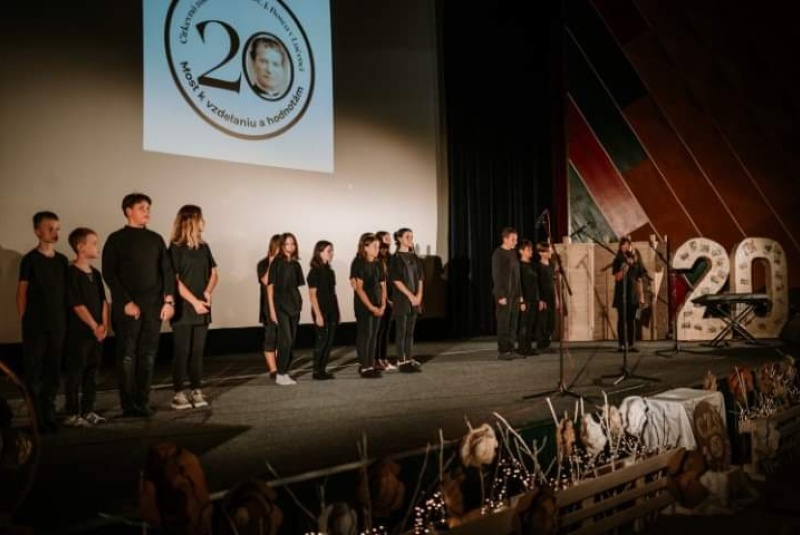 Odkazy / 20.výročie založenia Cirkevnej základnej školy sv. Jána Bosca - foto Odkazy / 20.výročie založenia Cirkevnej základnej školy sv. Jána Bosca - foto