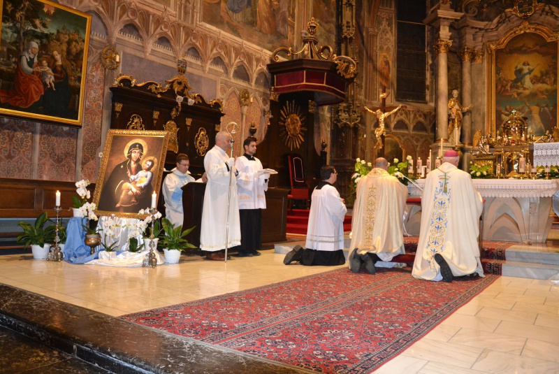 Oznamy / Publikácie / V Rožňavskej diecéze sa už po tretíkrát konala Rožňavská novéna - foto Oznamy / Publikácie / V Rožňavskej diecéze sa už po tretíkrát konala Rožňavská novéna - foto