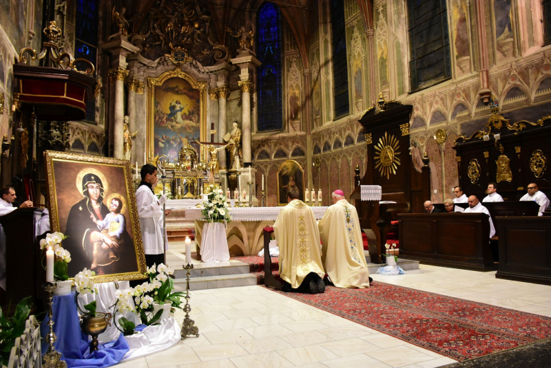 Oznamy / Publikácie / V Rožňavskej diecéze sa už po tretíkrát konala Rožňavská novéna - foto Oznamy / Publikácie / V Rožňavskej diecéze sa už po tretíkrát konala Rožňavská novéna - foto